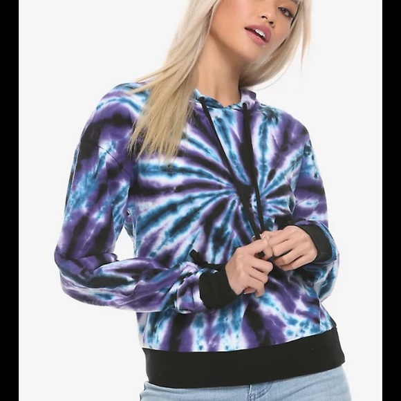 Hot Topic Tops - Hot Topic tye dye cinched sleeve hoodie